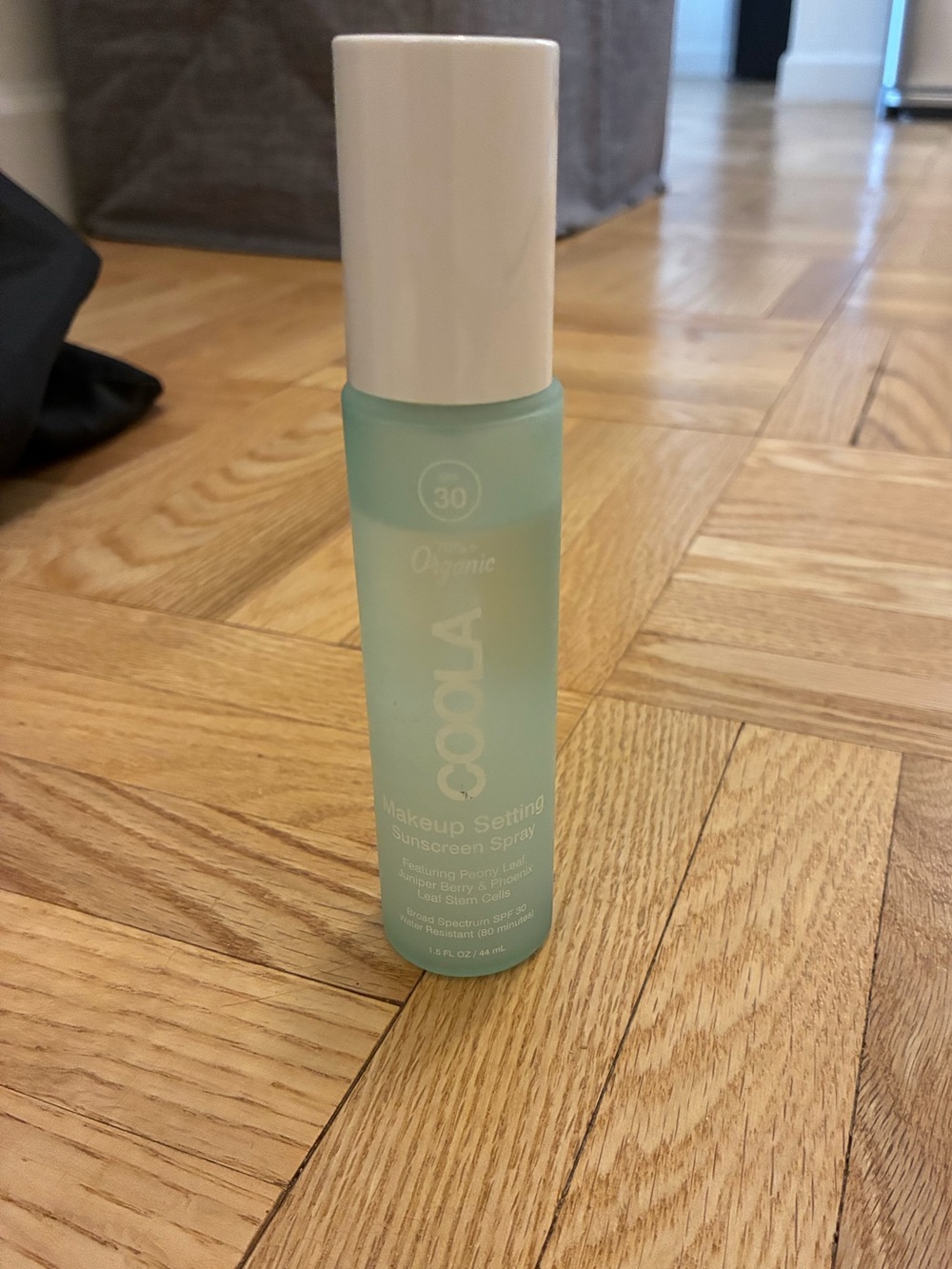Unused! COOLA Aqua-Turquoise Makeup Setting Sunscreen Spray SPF 30 - Picture 3 of 5